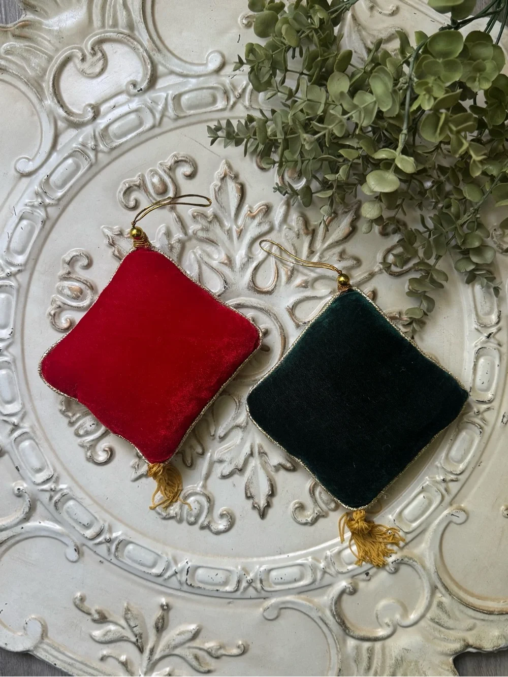 Set of 2 Vintage Christmas Pillow Ornaments - Noel and Season’s Greetings